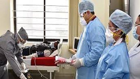 कोरोनावर उपचाराची ट्रेनिंग घेतली 1 लाख डॉक्टरांनी, नोंदणी फक्त 1500 जणांची...