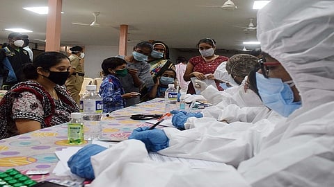 राज्यातील कोरोनाबाधिताांची संख्या 4 लाखांच्या पार; वाचा इतर आकडेवारी