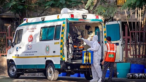 मोठी बातमी - ऍम्ब्युलन्सची गरज पडली तर वापर ही 'मोफत' सुविधा, उगाच पाच-दहा हजार देऊ नका...