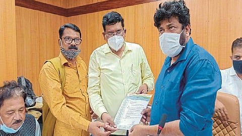 Decision on pending issues of teachers soon