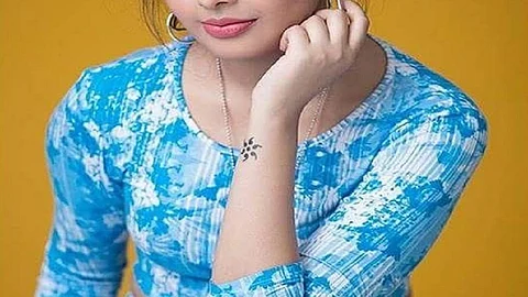beautiful girl.jpg