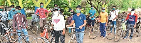 they left Ichalkaranji for Bihar on a bicycle, but...