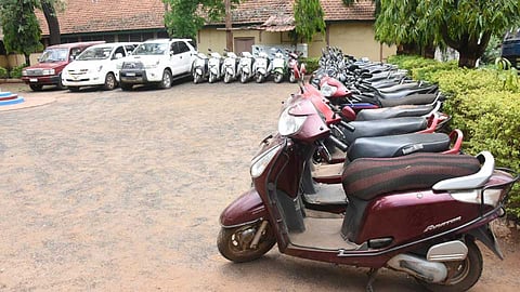 Sangoli Rayna Society Scam 41 lakhs vehicles seized
