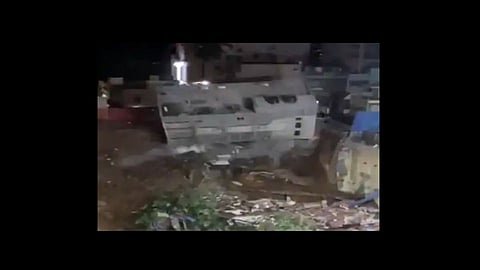 building collapsed only five second video viral in bengaluru