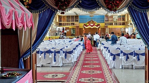 business of marriage halls and caterers is in trouble because of Corona Nashik Marathi News