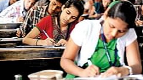 177 students CET exam hall in sindhudurg its beneficial for students also in ratnagiri