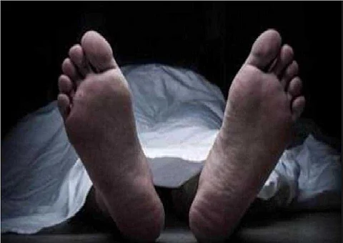 youth died by falling in well at chimur of chandrapur