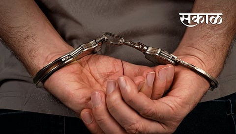 थेऊर येथील धक्कादायक घटना; चार जणांनी केली कोयत्याने मारहाण