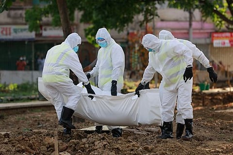 corona suspected dead body
