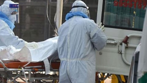 म्हणूनच देशावर आली तिसऱ्या लॉकडाऊनची वेळ; स्थिती चिंताजनक