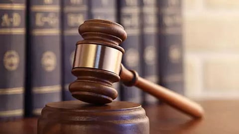 अग्रलेख - कायदा आणा गतीचा