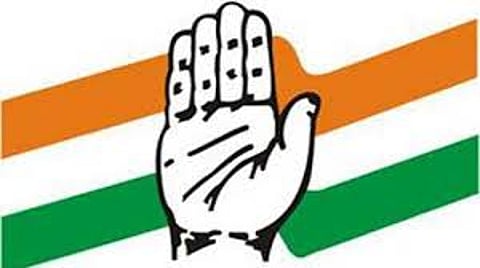 congress gave opportunities to loyalist families in pune for assembly election 2019