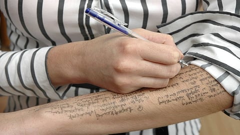 students are doing copy while