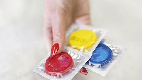 कंडोमवर लागली चक्क ४६ हजारांची बोली; जाणून घ्या त्यामागचं कारण