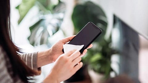 sanitizer makes mobile worse use this method to sanitize mobile