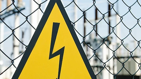 17-year-old girl dies water heating coil electric shock belgaum