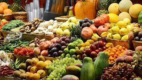 fruit selling business village in sangli district