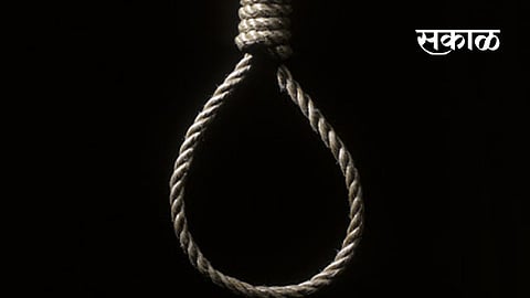 Minor girl commits suicide by writing suicide note in rural Nagpur