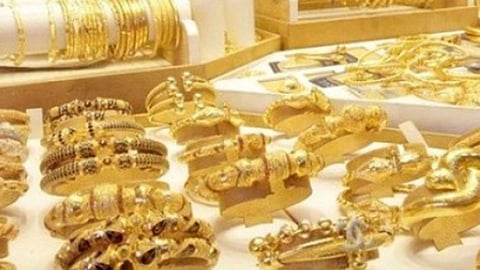 सदैव झळाळणारे सोने