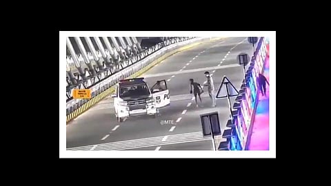 hyderabad police arrested two boys clicking photo on bridge video viral