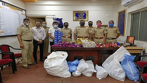 मावळ : कामशेतमध्ये अन्न पदार्थाचा साठा करणाऱ्या दुकानदाराला अटक