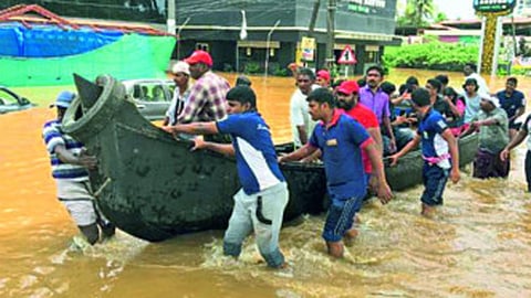 भाष्य : निसर्गासमोरी आले, रंक आणि राव