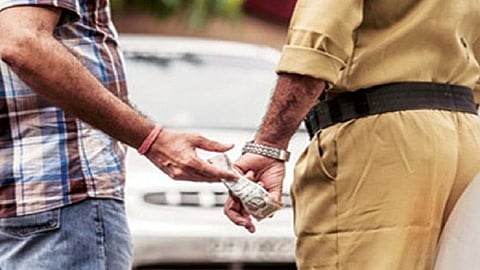 सात वर्षांत तेराशे पोलिस निघाले लाचखोर! लाचखोरीत नऊ जिल्हे अव्वल