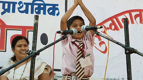 Video : मी पुन्हा येईनने नेटकऱ्यांत घातला धुमाकूळ
