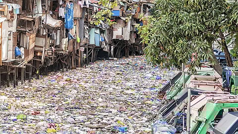 मुख्यमंत्र्यांचे निर्देश, मिठी नदी पात्रातील बाधित झोपडपट्टीधारकांचे त्वरित स्थलांतर करावे,