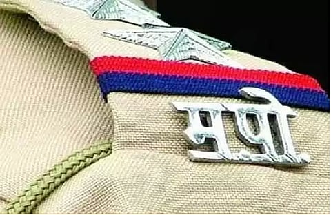 four police officers transferred from yavatmal