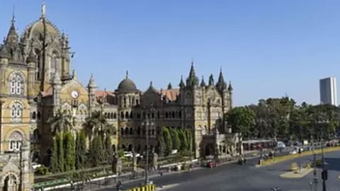 मुंबई, पुण्यावर केंद्राचे लक्ष; केंद्रीय सचिवांनी घेतला आढावा