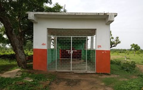 गडचिरोली : भक्तांच्या प्रतीक्षेत असलेले गोगाव येथील नागोबा देवस्थान.