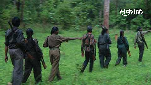 naxali opposed to agriculture act by left banner in gadchiroli