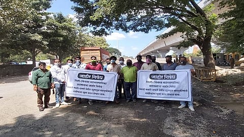 निगडीतील उड्डाणपूल वाहतुकीसाठी खुला करा; स्थानिक रहिवाशांकडून आंदोलन