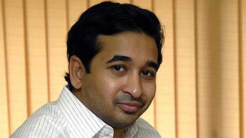 काँग्रेस, राष्ट्रवादीने थकविल्यानेच मुख्यमंत्री सुटीवर : राणे