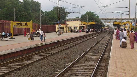 pachora railway station