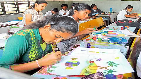 Uncertainty About Painting Exams Kolhapur Marathi News