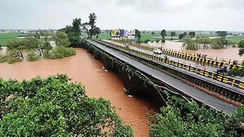 water level of Panchganga river decreased by 3 feet at Kolhapur
