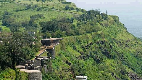 Pavankhind parasbandi road and Kasari river