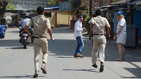 Extraordinary welcome by the police for breaking the rules; Read exactly ...