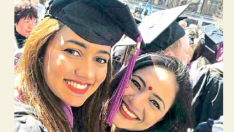 माझ्या दागिन्याला जेव्हा जीव फुटला...