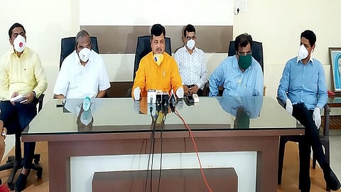 MLA Praveen Darekar press conference in ratnagiri