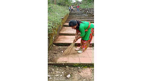 Mukta Kamble of Risod village has been cleaning 140 steps of Lodhai Mata Mandir for the last six years