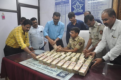 aurangabad police seized one crore