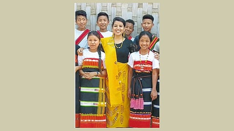 मणिपूरच्या दुर्गम भागातील मुलांसाठी शिक्षणसेवा