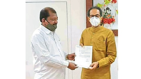 Sanjay jadhav-Uddhav Thackeray