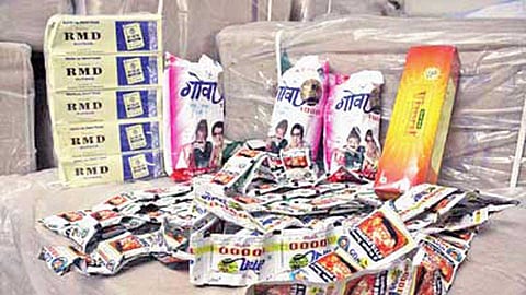 ३४ लाखांचा गुटखा पकडला