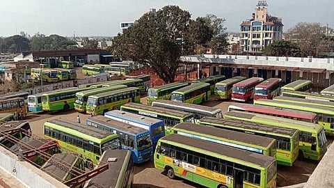 ST employees strike on belgaum 16 lakh rupees loss from two days in belgaum