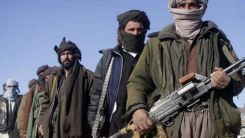 Taliban : तालिबान्यांनी गोळ्या घालून २०० अधिकारी ठार मारले