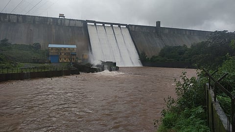 leakage stopped from temghar dam pune